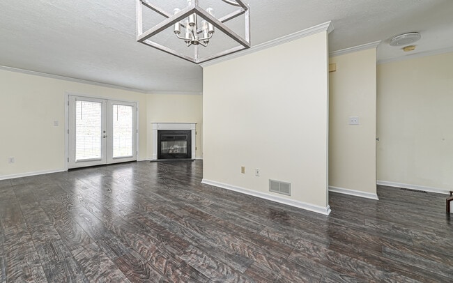 Building Photo - 417 Ten Point Ln