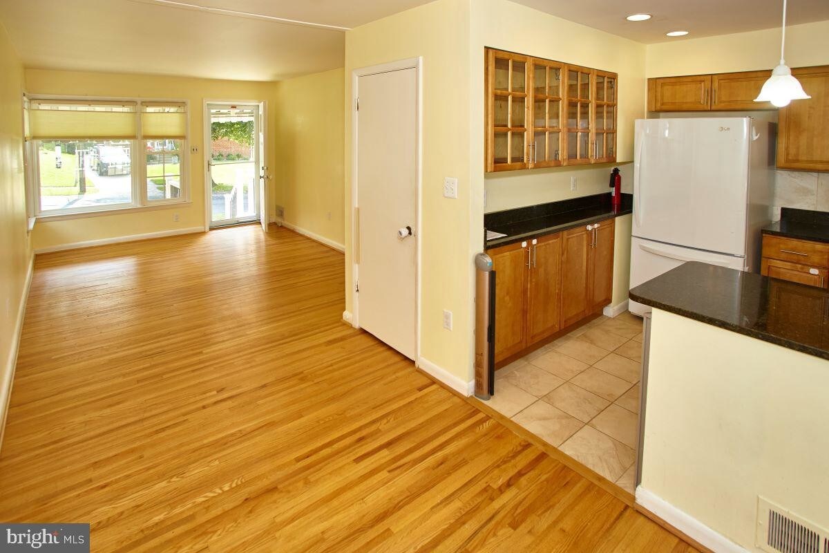 Primary Photo - 3513 Anderson Rd