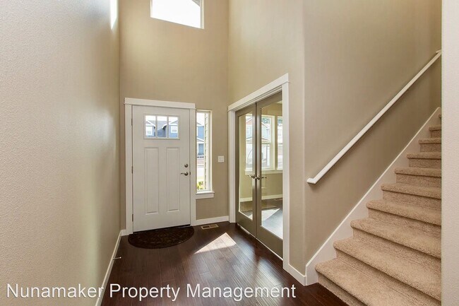 Building Photo - 4 br, 2.5 bath House - 410 Cameo Dr