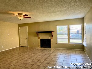 Building Photo - 4827 Blue Spruce Dr