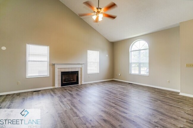 Building Photo - Charming 3 Bedroom in Grove City!
