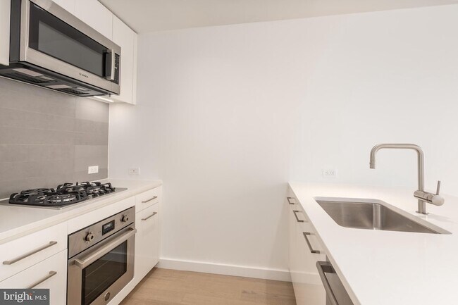 Foto del edificio - 1110 23rd St NW