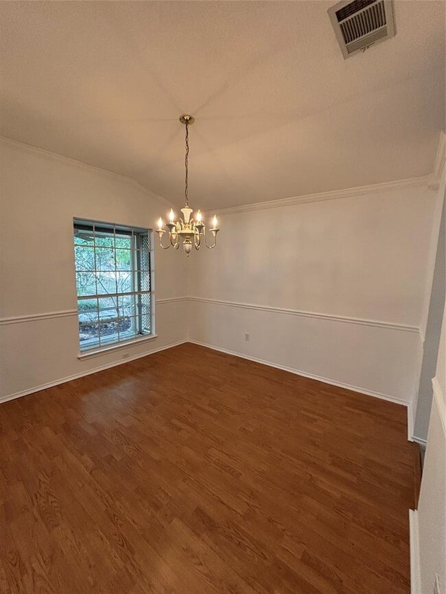 Building Photo - 1300 Leah Ln