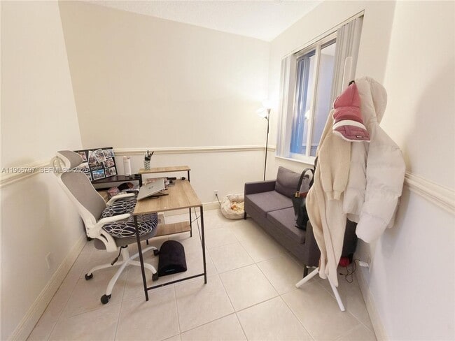 Foto del edificio - 1122 SW 158th Ave