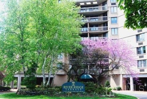 Foto del edificio - 30 S Adelaide Ave