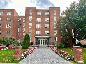 Building Photo - 39 Glenbrook Rd