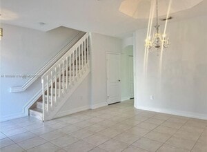 Building Photo - 15800 SW 92nd Ave