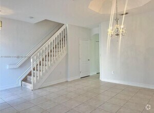 Building Photo - 15800 SW 92nd Ave