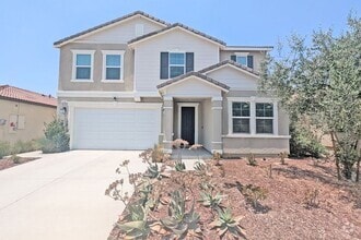 Building Photo - 3338 S Myrtle Dr