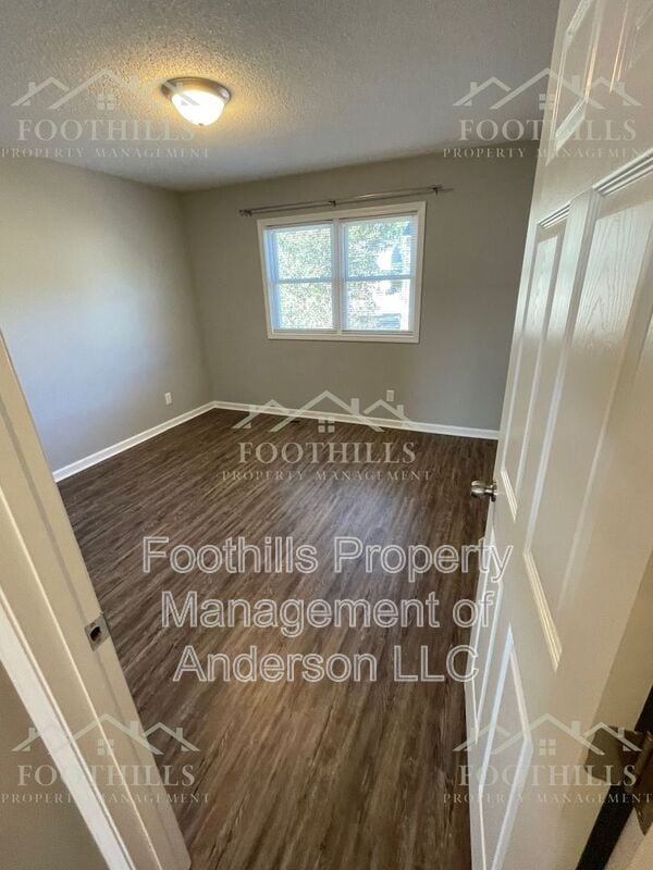 Foto del edificio - 4334 Old Mill Rd