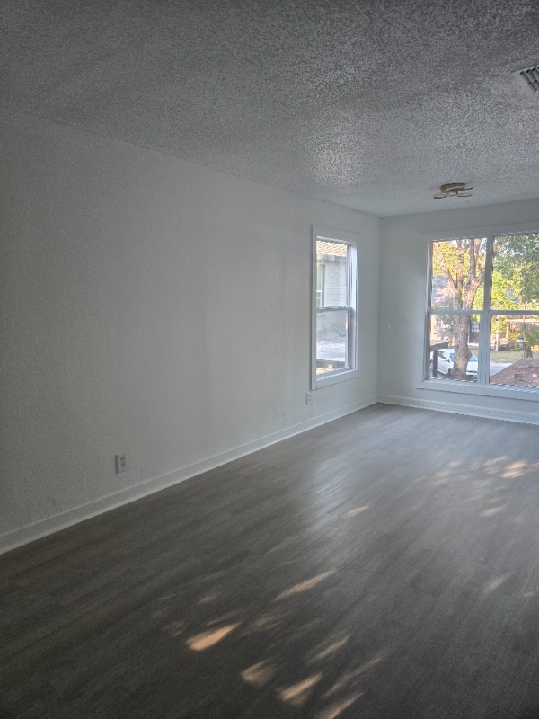 Foto del edificio - 304.5 S Holloway St