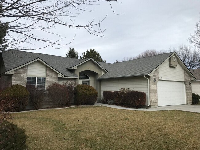 Foto del edificio - Amazing Work From Home Office & Parks/Walk...