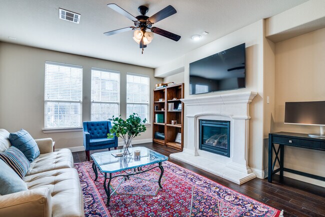 Foto del edificio - 4268 Riverview Dr