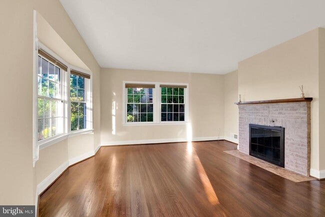 Foto del edificio - 805 31st St S