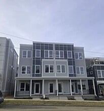 Building Photo - 907 Bainbridge St