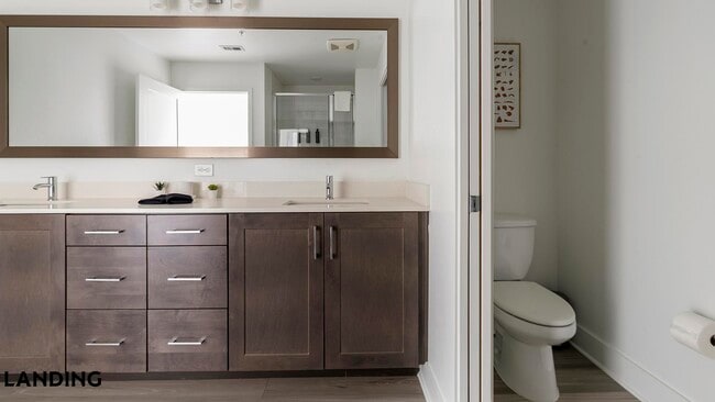 Building Photo - 2250 McGregor Blvd