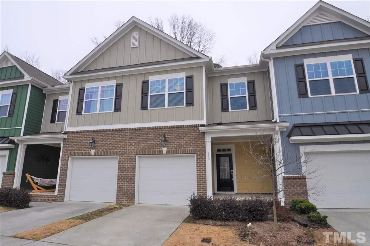 643 Briarcliff St, Apex, NC 27502 Townhome Rentals in Apex NC