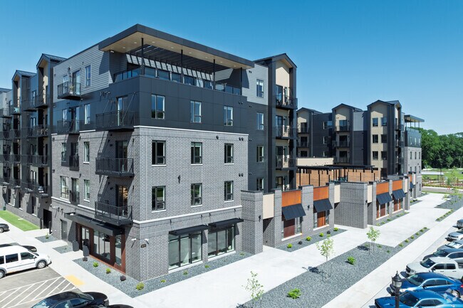 Cannery Square Norte - Cannery Square North