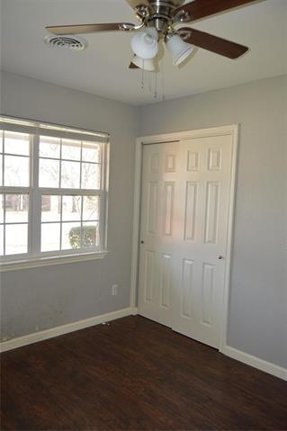 Building Photo - 120 Ravenswood Dr