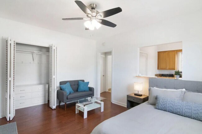 Foto del edificio - 333 Walton Blvd