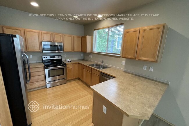 Building Photo - 6723 148th St Ct E