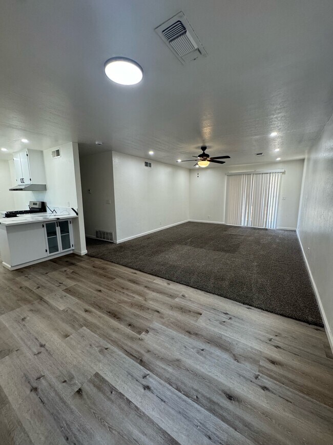 Foto del edificio - 1104 Lincolnwood Cir