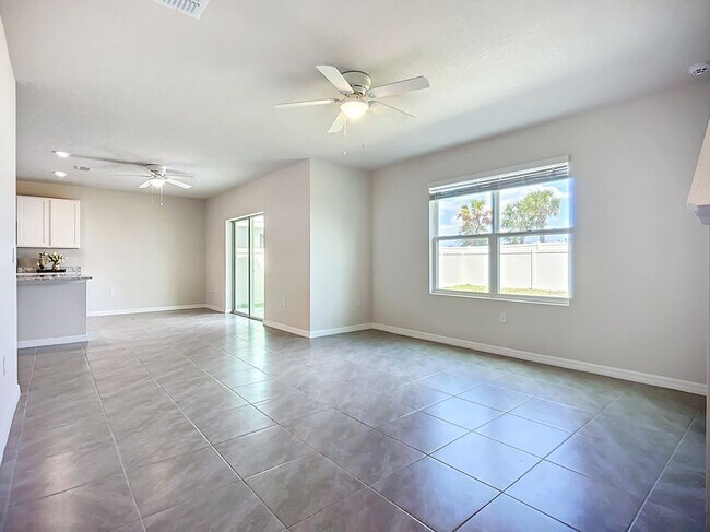 Building Photo - 18023 Canopy Pl