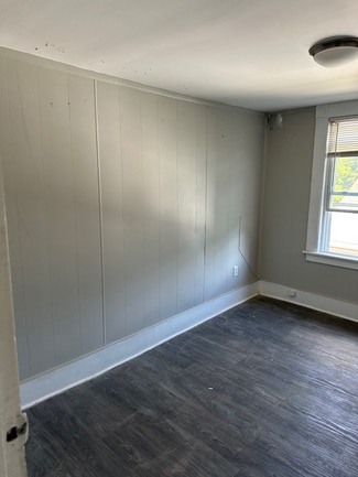 Building Photo - 89 Wood St