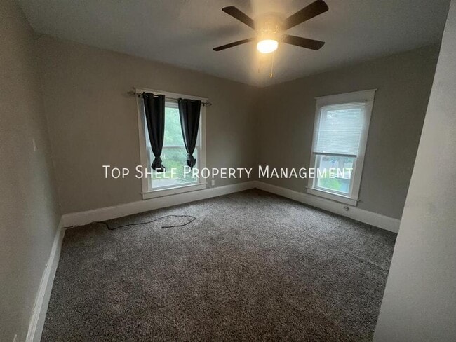 Building Photo - 1152 27th St