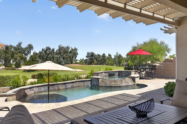 Building Photo - 61414 Topaz Dr