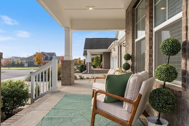 Foto del edificio - 250 Tanglewood Ln