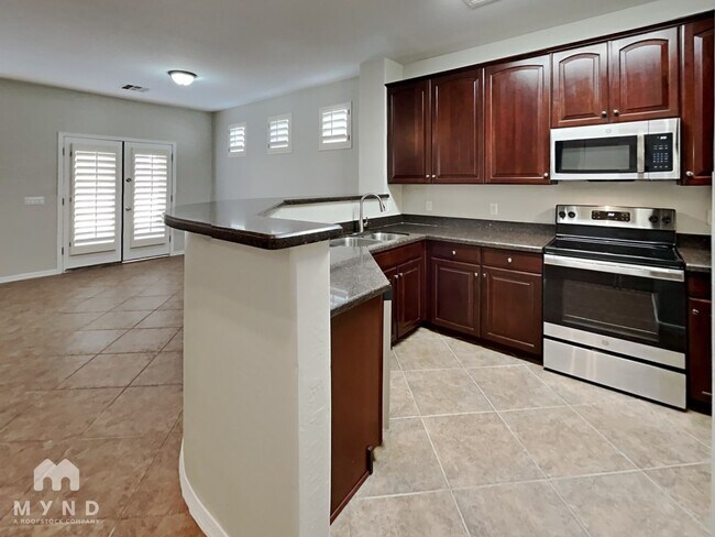 Building Photo - 17524 W Mandalay Ln