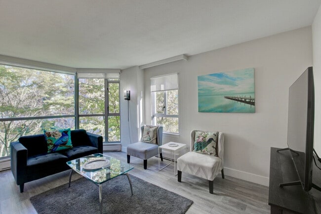 Photo du bâtiment - 851 Homer St