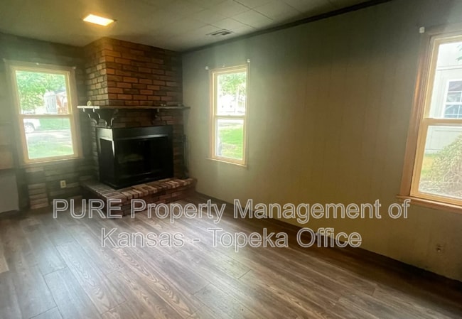 Building Photo - 2316 SW Eveningside Dr