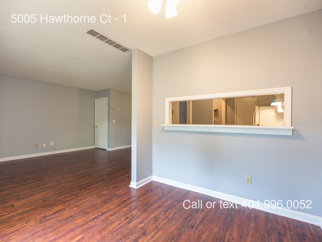 Building Photo - 5005 Hawthorne Ct SE