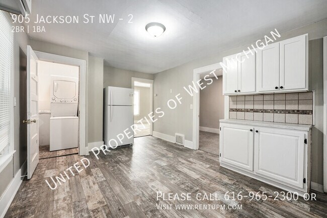 Foto del edificio - 905 Jackson St NW