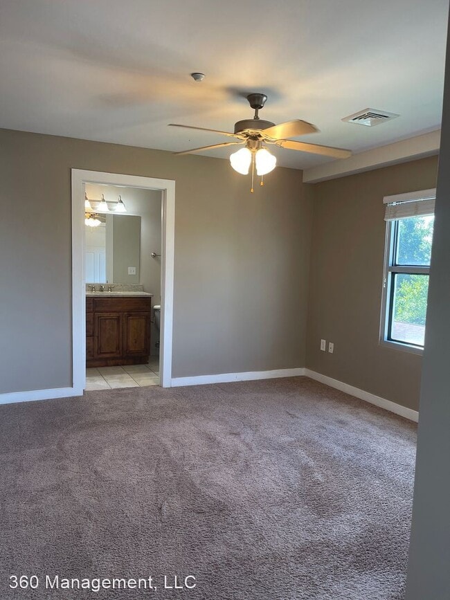 Building Photo - 2 br, 2.5 bath House - 277 S. Gay St #502