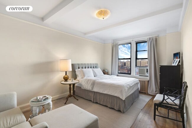 Building Photo - 41 W 72nd St