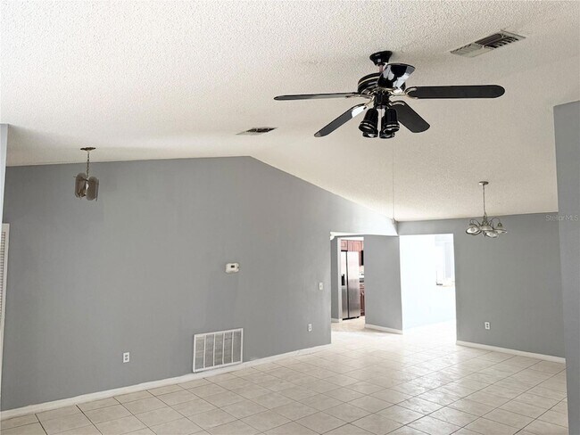Foto del edificio - 3402 Bretwood Dr