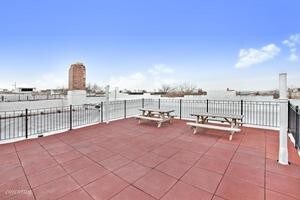 Primary Photo - 719 8th Ave
