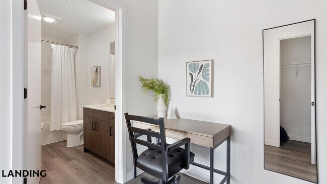Foto del edificio - 8511 15th Ave NW