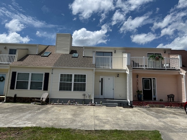 Primary Photo - 310 Lakeside Dr