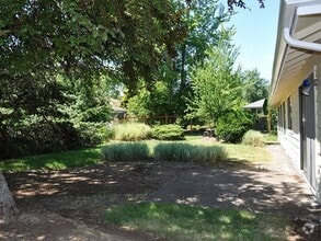 Building Photo - 2850 NW Monterey Dr