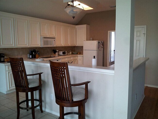 Building Photo - 4434 Grove Park Dr