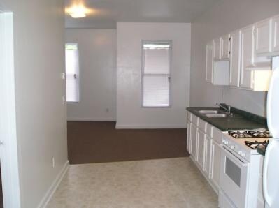 Kitchen - 1804 16th Ave S