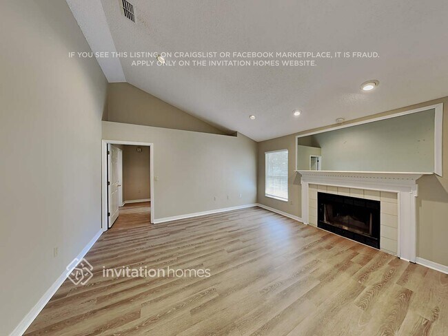 Foto del edificio - 7022 Morning Dove Loop W
