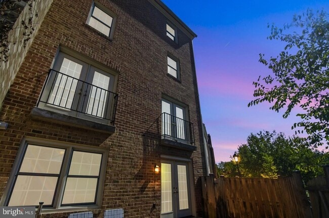 Photo - 7628 Westlake Terrace Townhome