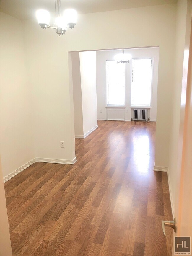Building Photo - DIAMOND STREET floor through 1.5 bed