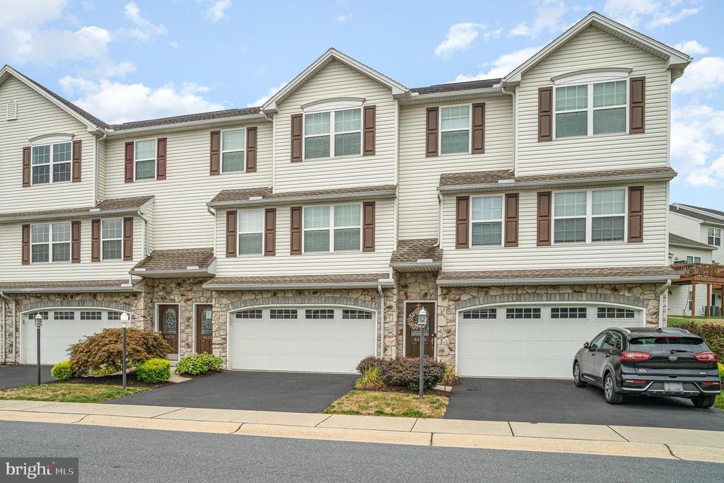 Foto principal - 4626 Hamlin Ln