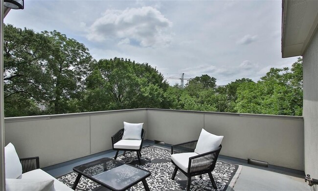 Foto del edificio - 1416 Wichman St